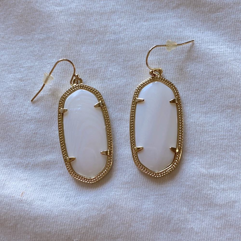 Kendra Scott white and gold earrings